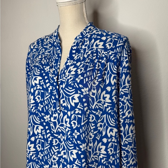 Pendleton Floral Blue and White Long Sleeve Shirt Size M - Picture 2 of 6